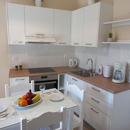 Villa Tina Country Beach Apartments Acharavi  Buitenkant foto