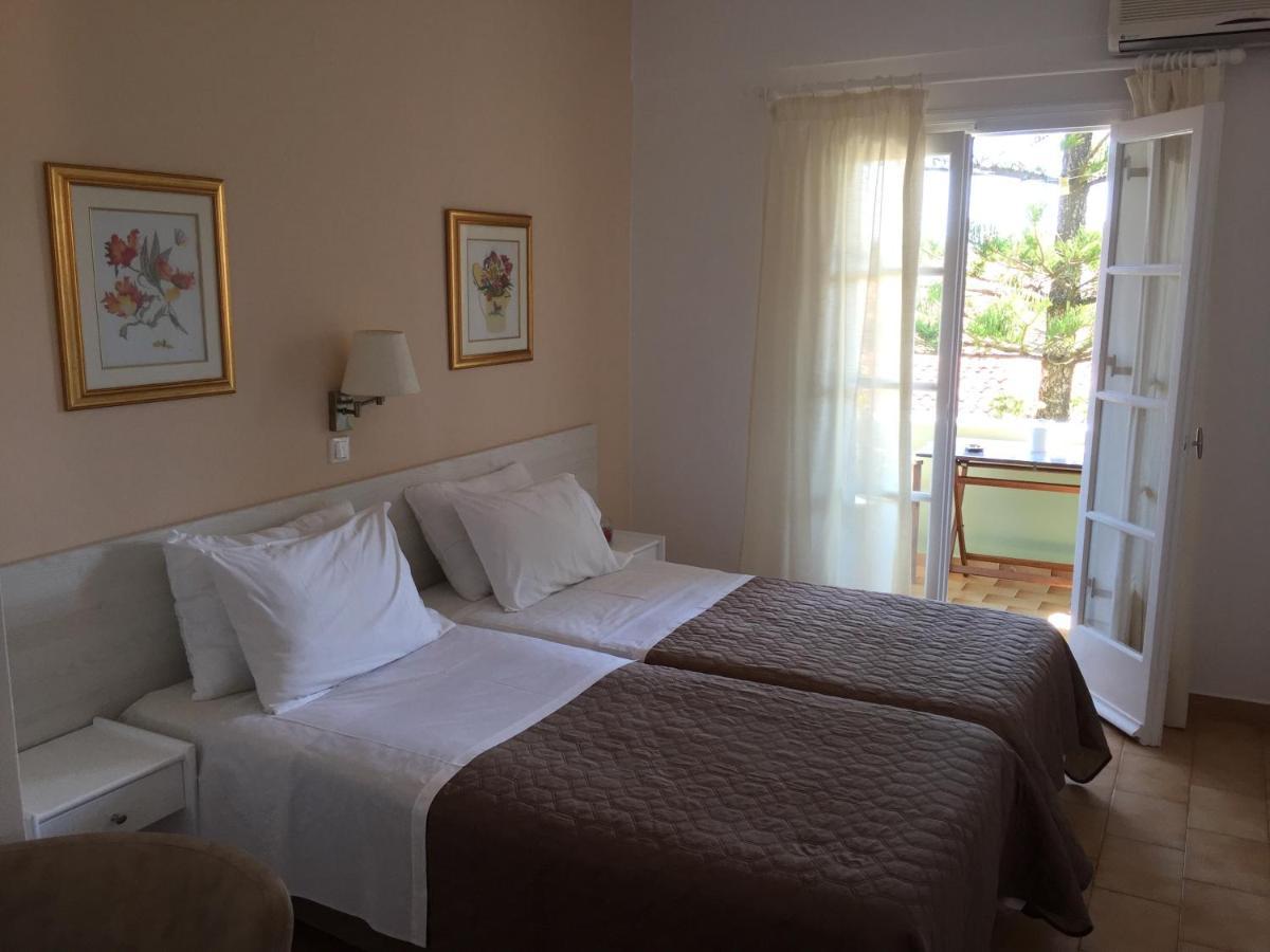 Villa Tina Country Beach Apartments Acharavi  Buitenkant foto