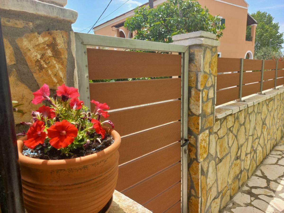 Villa Tina Country Beach Apartments Acharavi  Kamer foto