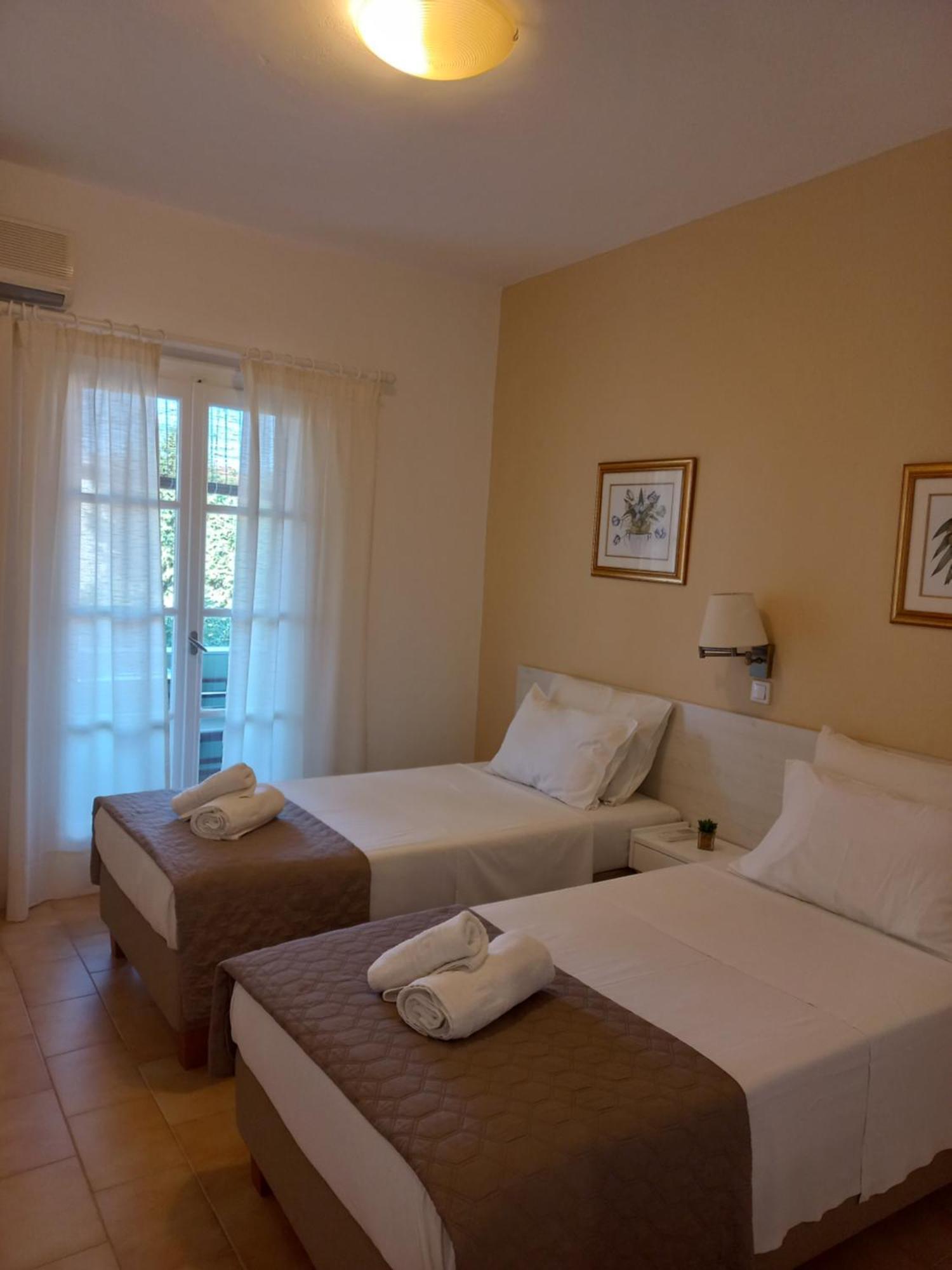 Villa Tina Country Beach Apartments Acharavi  Kamer foto