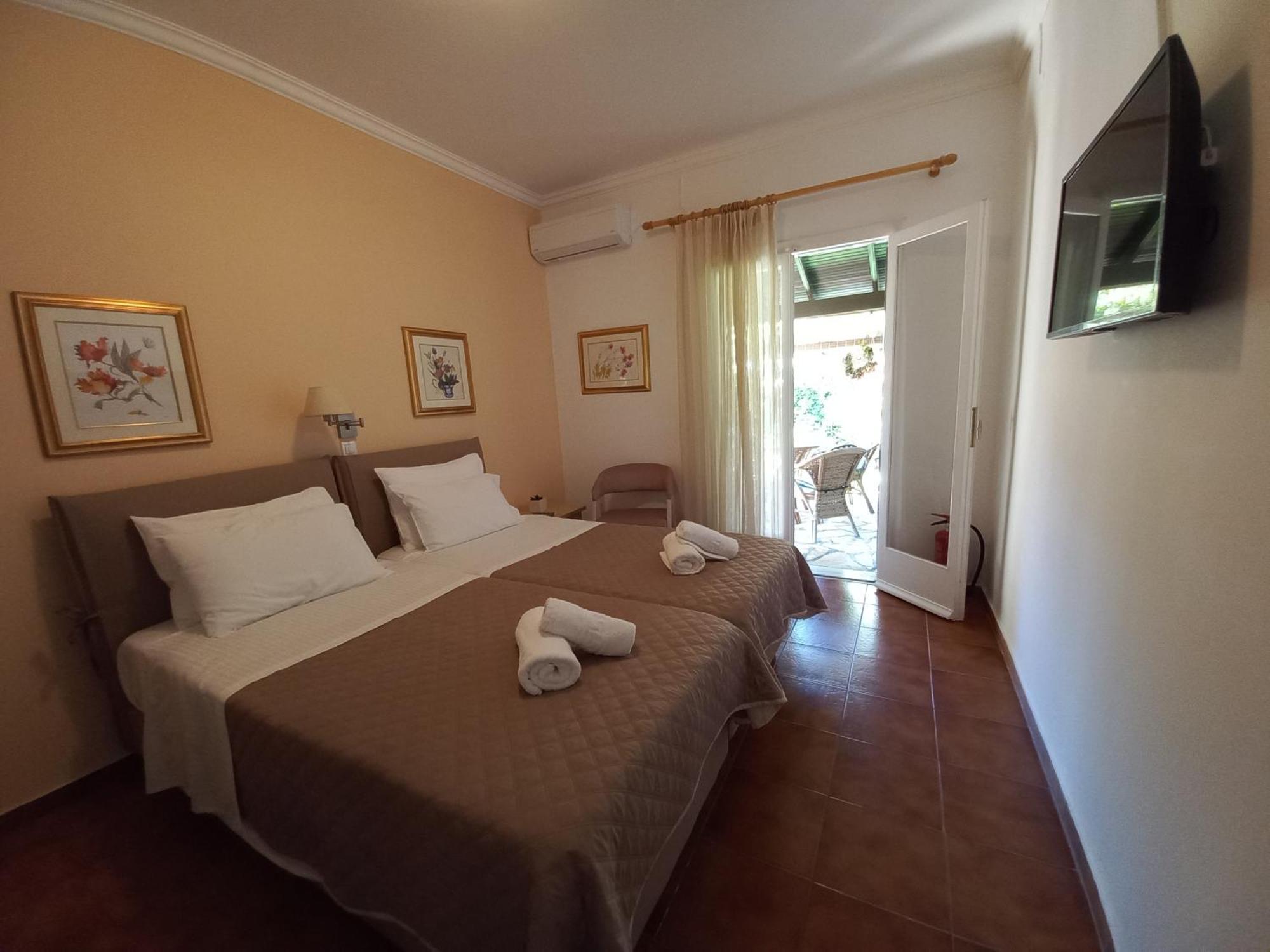 Villa Tina Country Beach Apartments Acharavi  Kamer foto