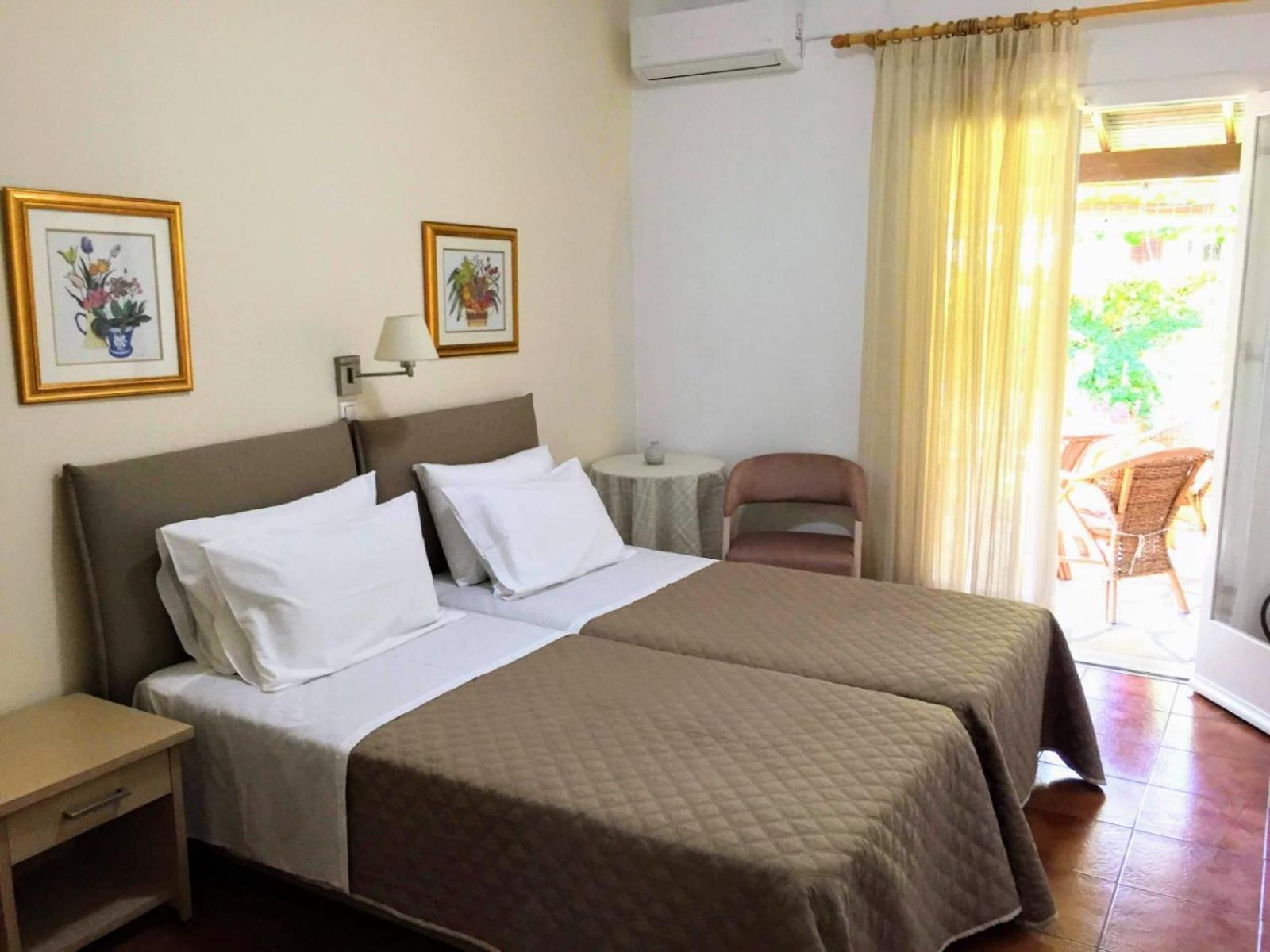 Villa Tina Country Beach Apartments Acharavi  Kamer foto