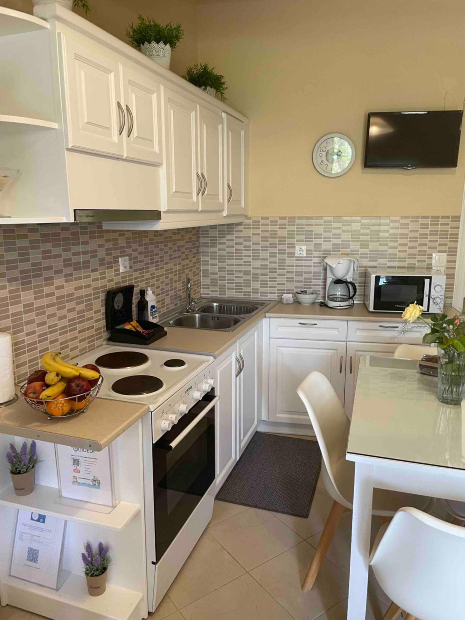 Villa Tina Country Beach Apartments Acharavi  Kamer foto